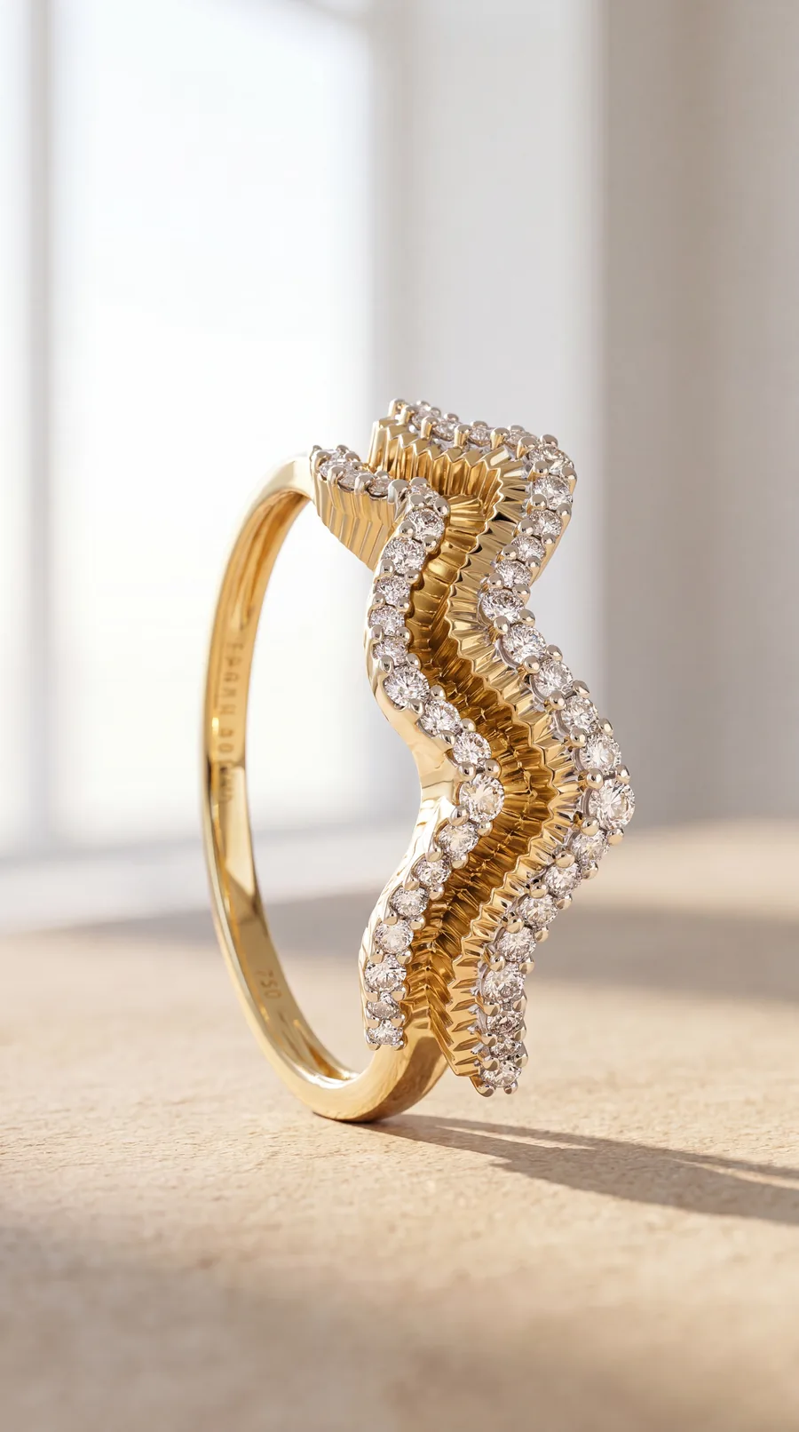 Wave ring in soft daylight